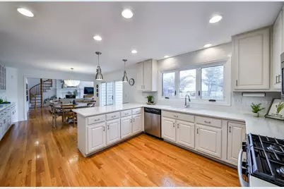 1687 Sauk Drive, Batavia, IL 60510 - Photo 9