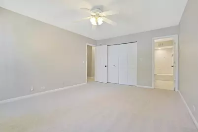 520 Shorely Drive #203, Barrington, IL 60010 - Photo 11