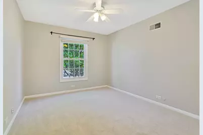 520 Shorely Drive #203, Barrington, IL 60010 - Photo 13