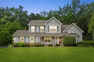 1625 Churchill Ct, Libertyville, IL 60048 - Photo 1