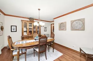 1625 Churchill Ct, Libertyville, IL 60048 - Photo 9