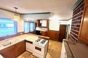 104 Warren St, Calumet City, IL 60409 - Photo 11