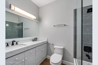 3033 N Racine Avenue #2, Chicago, IL 60657 - Photo 15
