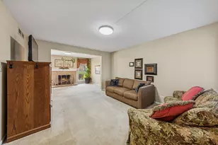 36119 N New Bridge Ct, Gurnee, IL 60031 - Photo 3