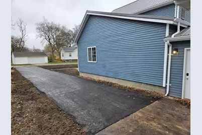 205 W Henry Street, Odell, IL 60460 - Photo 5