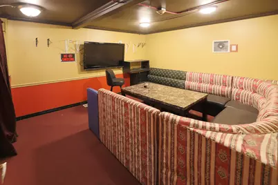 9224 Waukegan Road, Morton Grove, IL 60053 - Photo 17