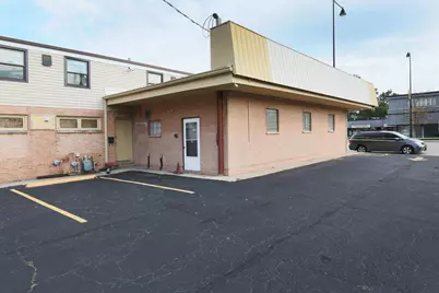 9224 Waukegan Road, Morton Grove, IL 60053 - Photo 27