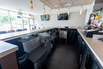 8905 W Cermak Road, North Riverside, IL 60546 - Photo 3