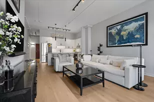 740 W Fulton St, Chicago, IL 60661 - Photo 7