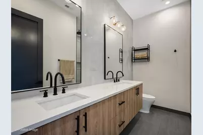 856 N Campbell Avenue #3, Chicago, IL 60622 - Photo 17