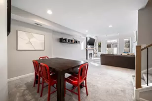 2106 W Erie St, Chicago, IL 60612 - Photo 29