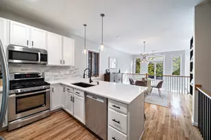 2106 W Erie St, Chicago, IL 60612 - Photo 9