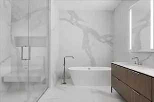 14 W Superior St, Chicago, IL 60654 - Photo 13