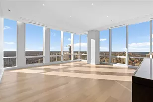 14 W Superior St, Chicago, IL 60654 - Photo 5