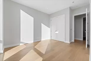 14 W Superior St, Chicago, IL 60654 - Photo 15