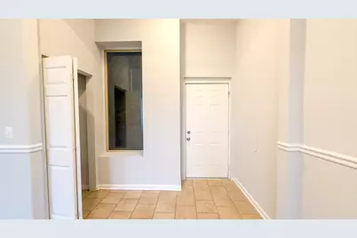 [Address not provided], Chicago, IL 60624 - Photo 5