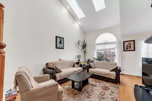 [Address not provided], Buffalo Grove, IL 60089 - Photo 9