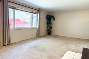 1904 Winston Ln, Schaumburg, IL 60193 - Photo 9