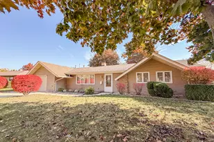 1904 Winston Ln, Schaumburg, IL 60193 - Photo 3