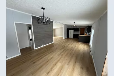 409 E Wood Lane, Belvidere, IL 61008 - Photo 15