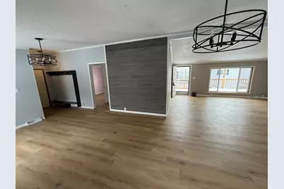 409 E Wood Lane, Belvidere, IL 61008 - Photo 11