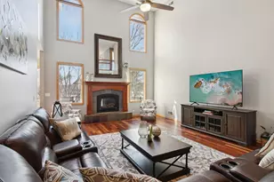 39716 Orchard Bluff Ln, Wadsworth, IL 60083 - Photo 11