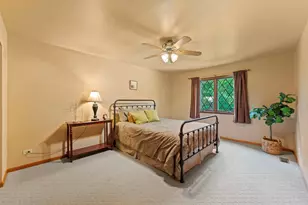 4511 Hanover Dr, Crystal Lake, IL 60012 - Photo 33