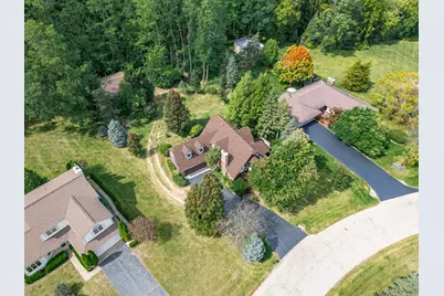 4511 Hanover Drive, Crystal Lake, IL 60012 - Photo 3