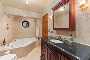 4511 Hanover Dr, Crystal Lake, IL 60012 - Photo 25