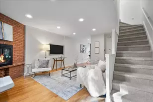 2208 N Burling St, Chicago, IL 60614 - Photo 5