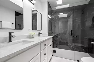 2208 N Burling St, Chicago, IL 60614 - Photo 23