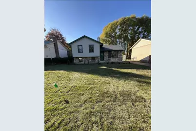 20564 N Elizabeth Avenue, Prairie View, IL 60069 - Photo 1
