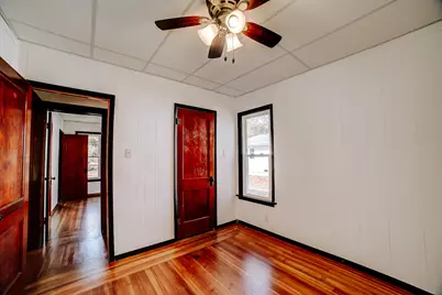 618 S Thomas Street, Gilman, IL 60938 - Photo 33