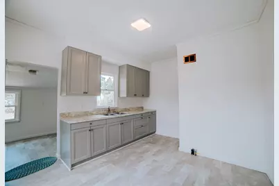 618 S Thomas Street, Gilman, IL 60938 - Photo 19