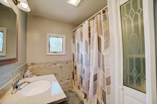 618 S Thomas St, Gilman, IL 60938 - Photo 29