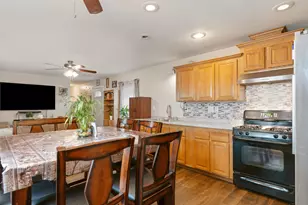 31 Peggy Dr, Sandwich, IL 60548 - Photo 11