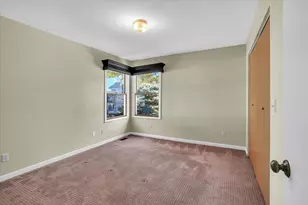 808 Lakeshore Dr, Tuscola, IL 61953 - Photo 23