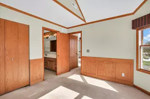 808 Lakeshore Dr, Tuscola, IL 61953 - Photo 35