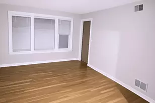 4701 N Kilbourn Ave, Chicago, IL 60630 - Photo 5