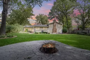 30W359 Wiant Rd, West Chicago, IL 60185 - Photo 11