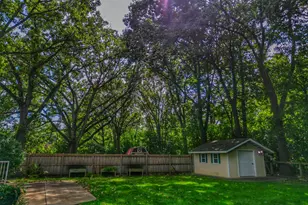 30W359 Wiant Rd, West Chicago, IL 60185 - Photo 33