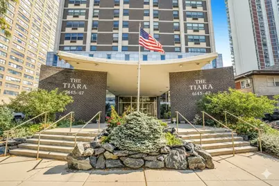 6147 N Sheridan Road #7A, Chicago, IL 60660 - Photo 1