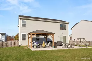 1908 Pauline Pl, Plano, IL 60545 - Photo 17