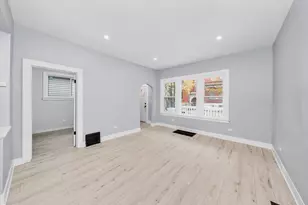 11730 S Perry Ave, Chicago, IL 60628 - Photo 5