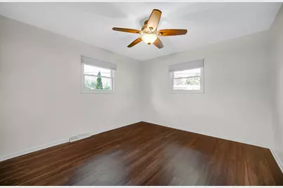 2540 Crystal Drive, Joliet, IL 60435 - Photo 11