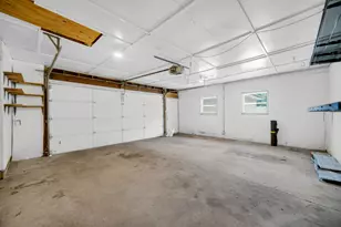 2540 Crystal Dr, Joliet, IL 60435 - Photo 17