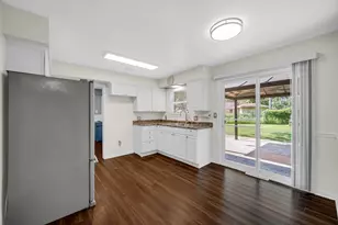 2540 Crystal Dr, Joliet, IL 60435 - Photo 7