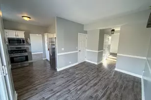 1629 Silver Springs Ct, Aurora, IL 60504 - Photo 11