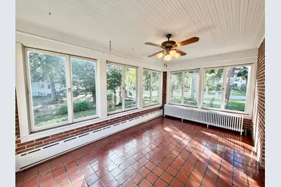 841 Douglas Avenue, Elgin, IL 60120 - Photo 17