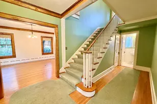 841 Douglas Ave, Elgin, IL 60120 - Photo 9